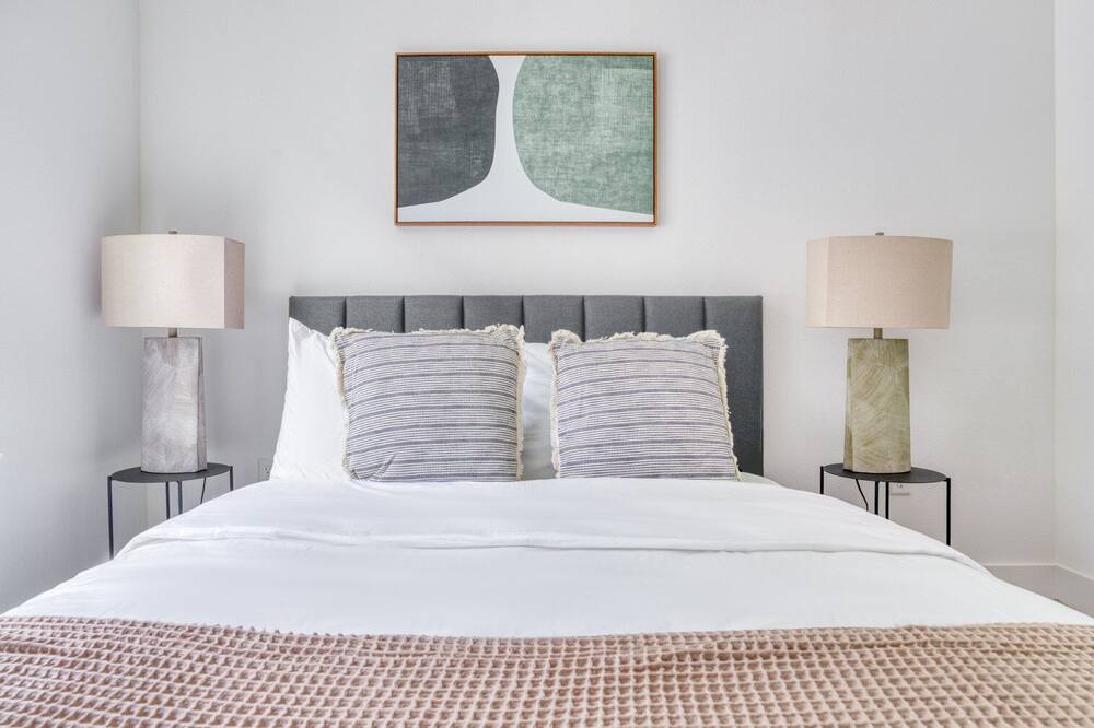 Photo of Bedroom in Brentwood