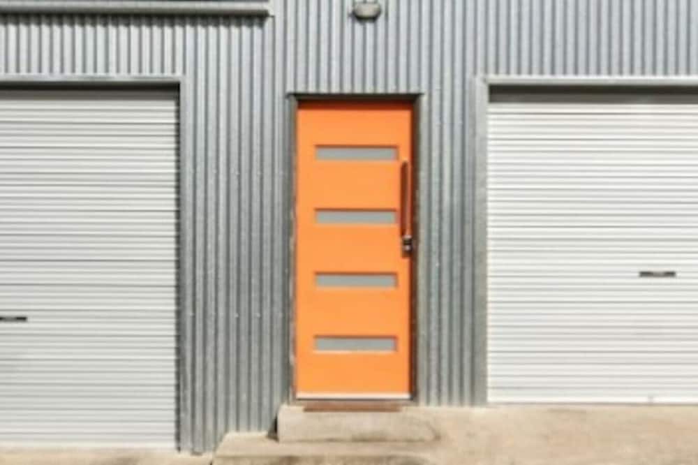 Photo of Others in Golden Point