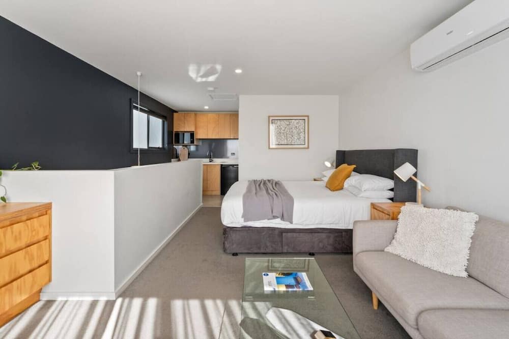 Photo of Others in Golden Point