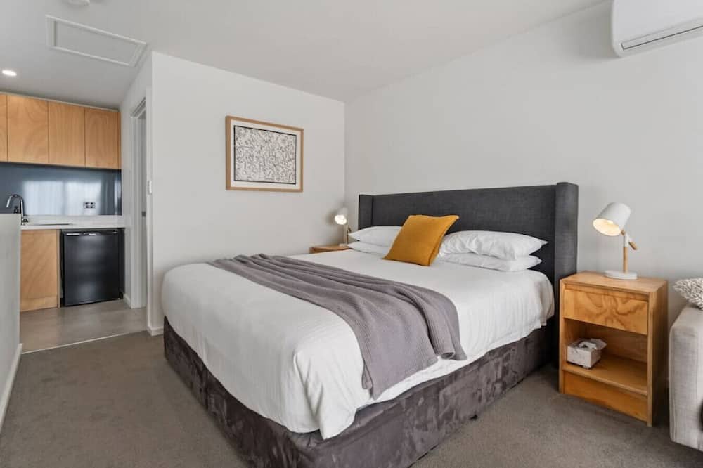 Photo of Others in Golden Point