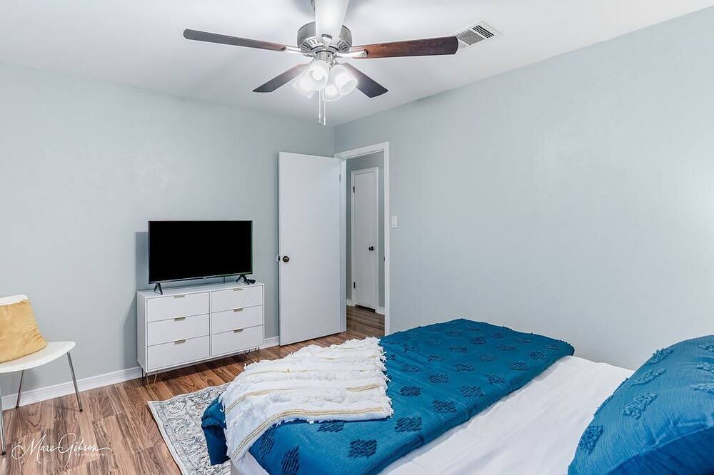Photo of Bedroom in Springlake