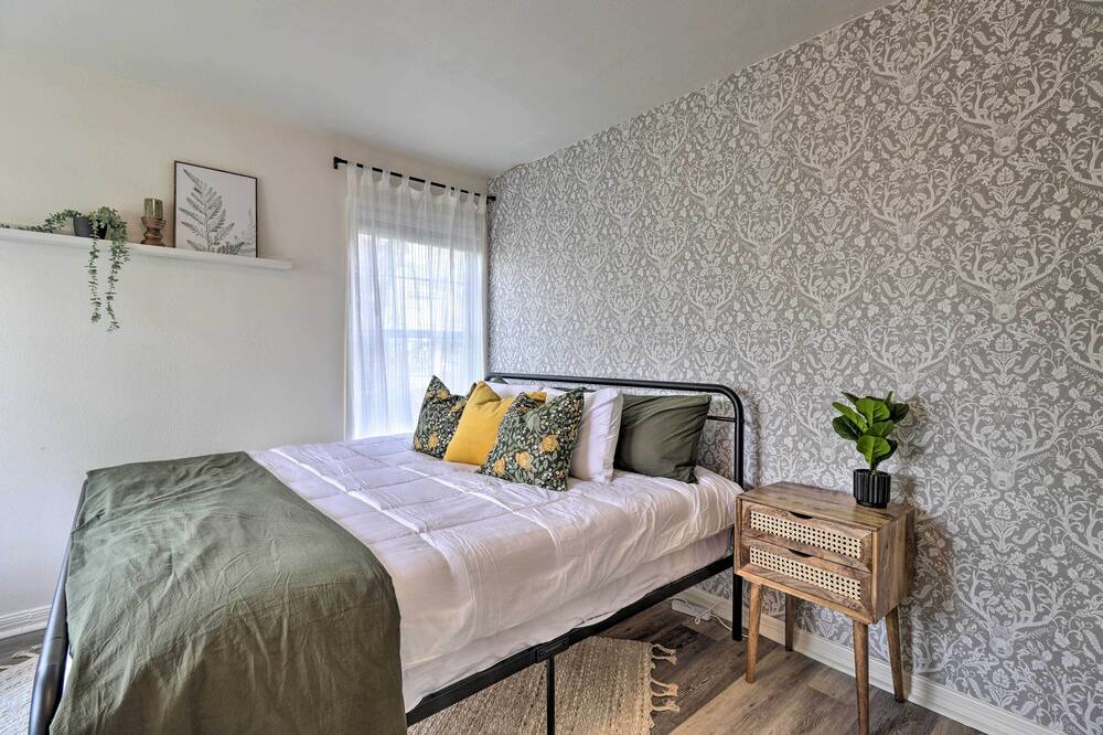 Photo of Bedroom in Temple