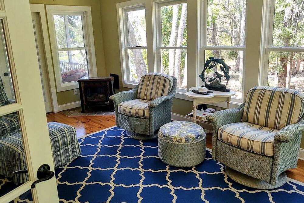 Photo of Livingroom in Edisto Island