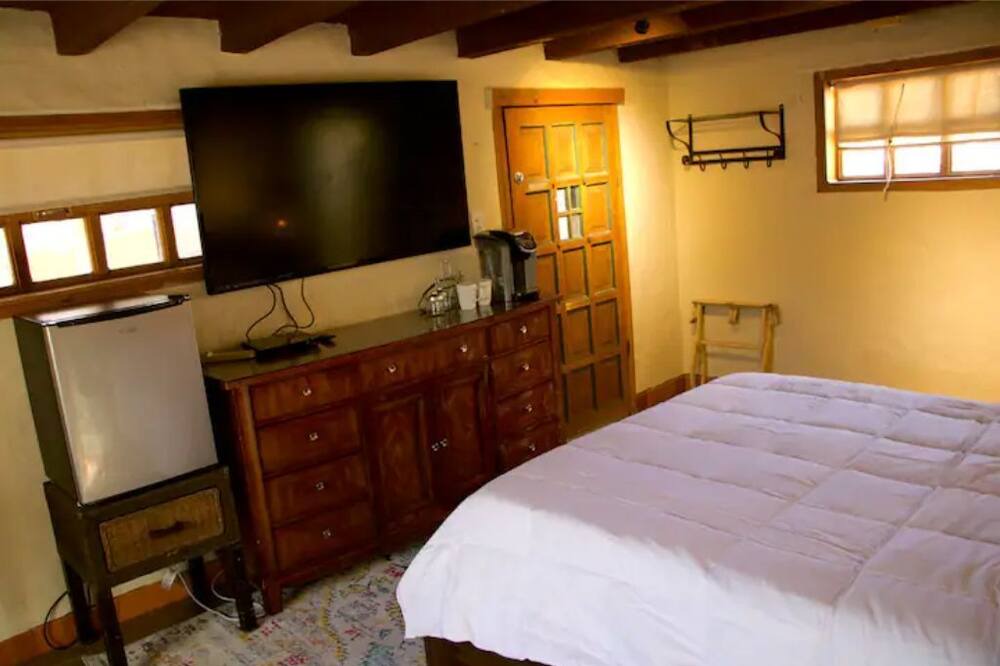Photo of Bedroom in Placitas
