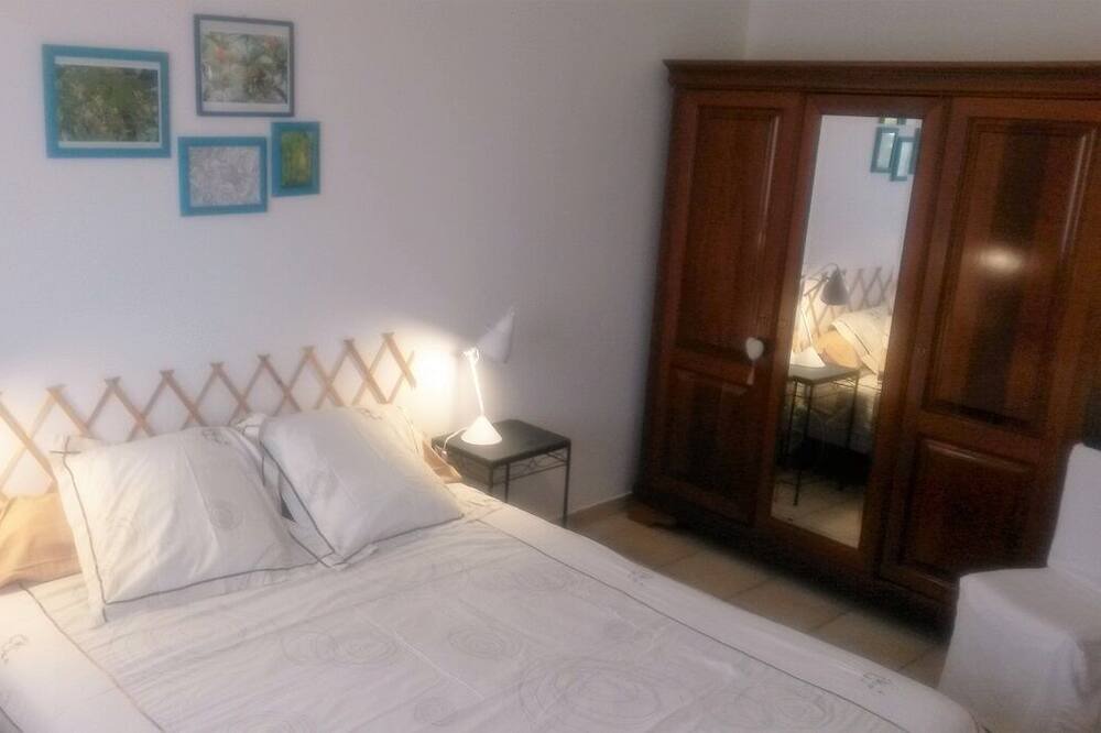 Photo of Bedroom in Salleles-d'Aude