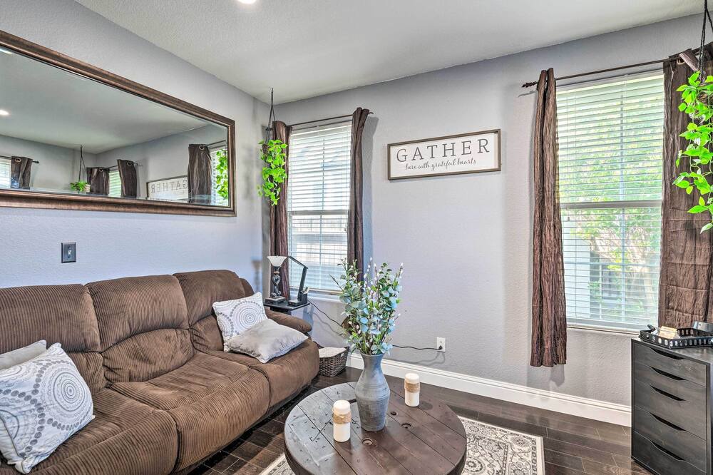Photo of Bedroom in Regency Park