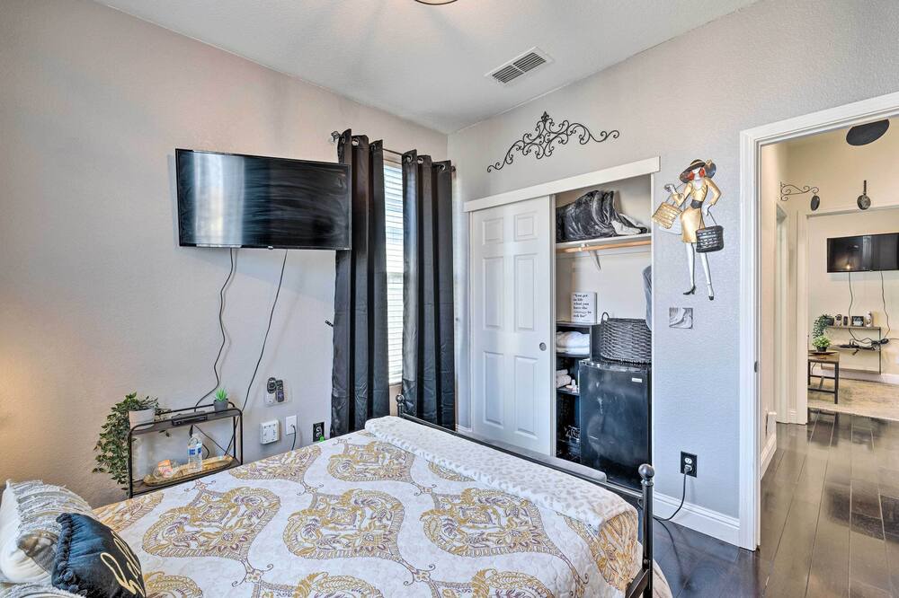 Photo of Bedroom in Regency Park