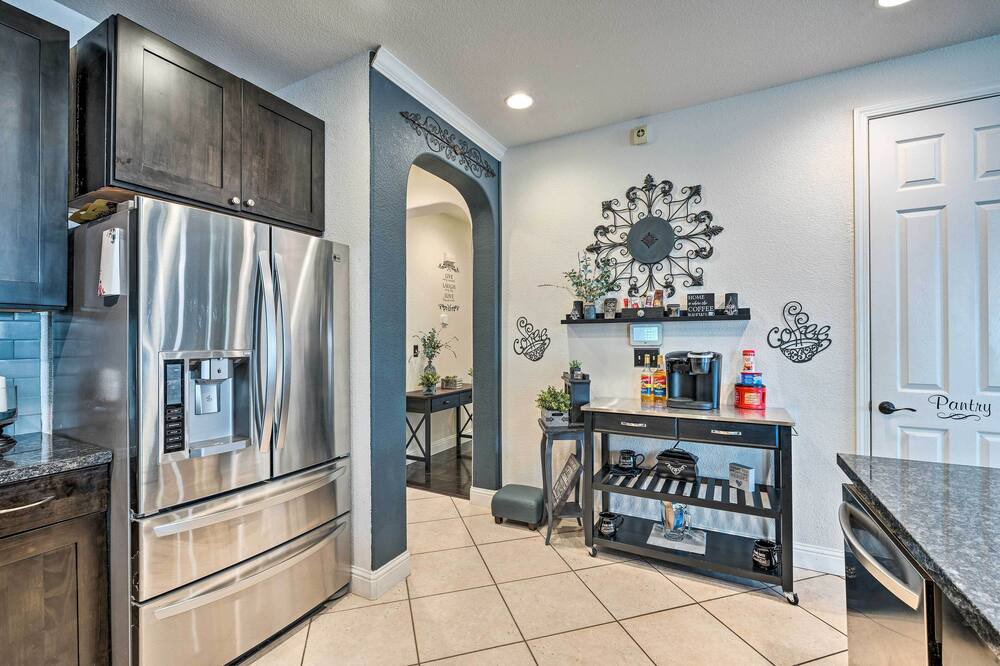 Photo of Kitchen in Regency Park