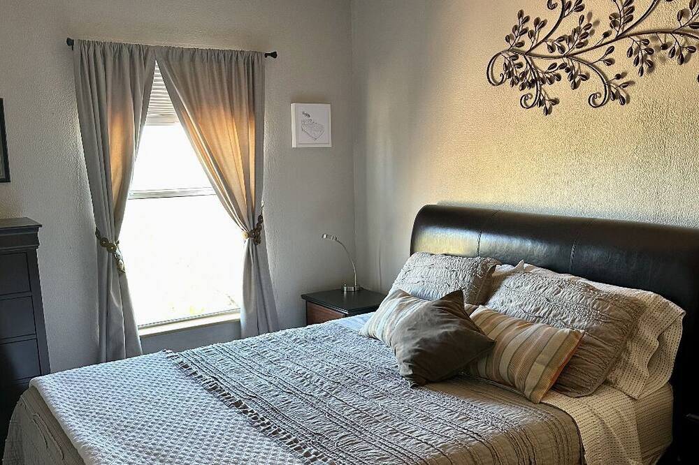 Photo of Bedroom in Sierra Vista Southeast