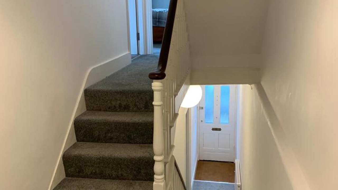 Photo of Others in Oval