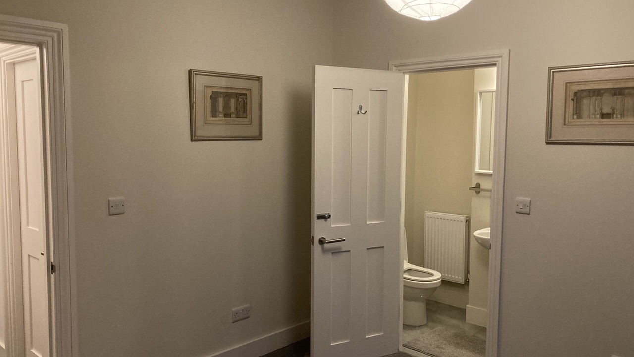 Photo of Others in Oval