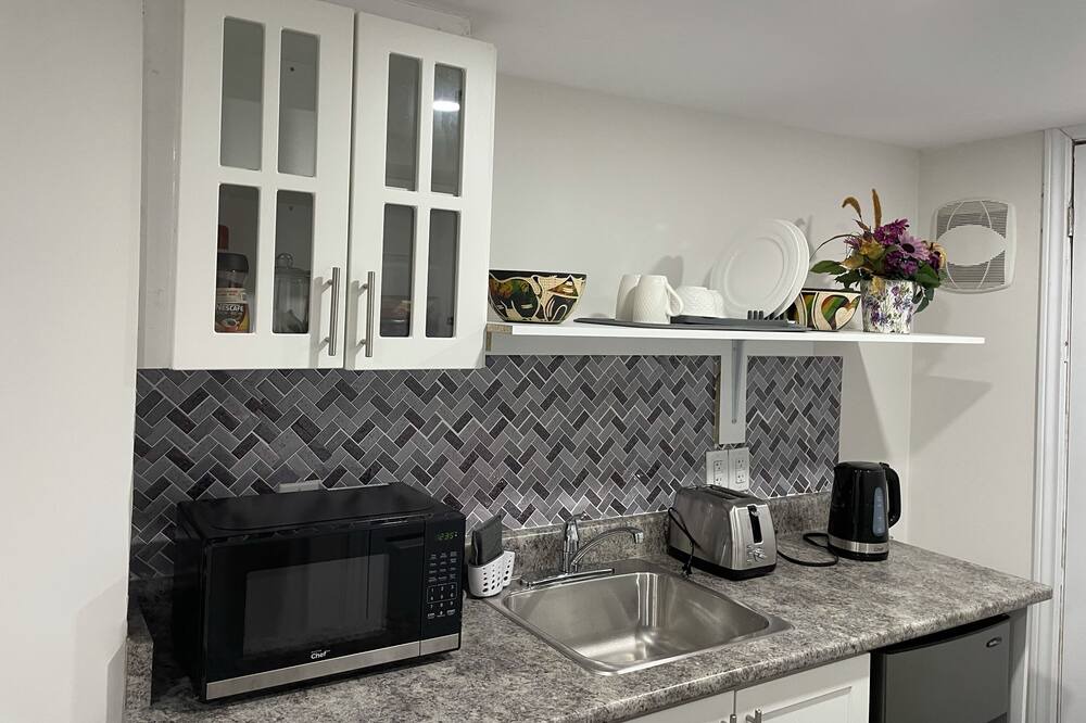 Photo of Kitchen in New Tecumseth