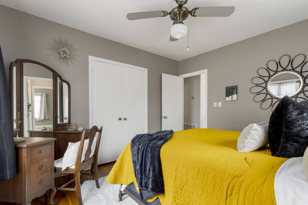 Photo of Bedroom in Cherry Street