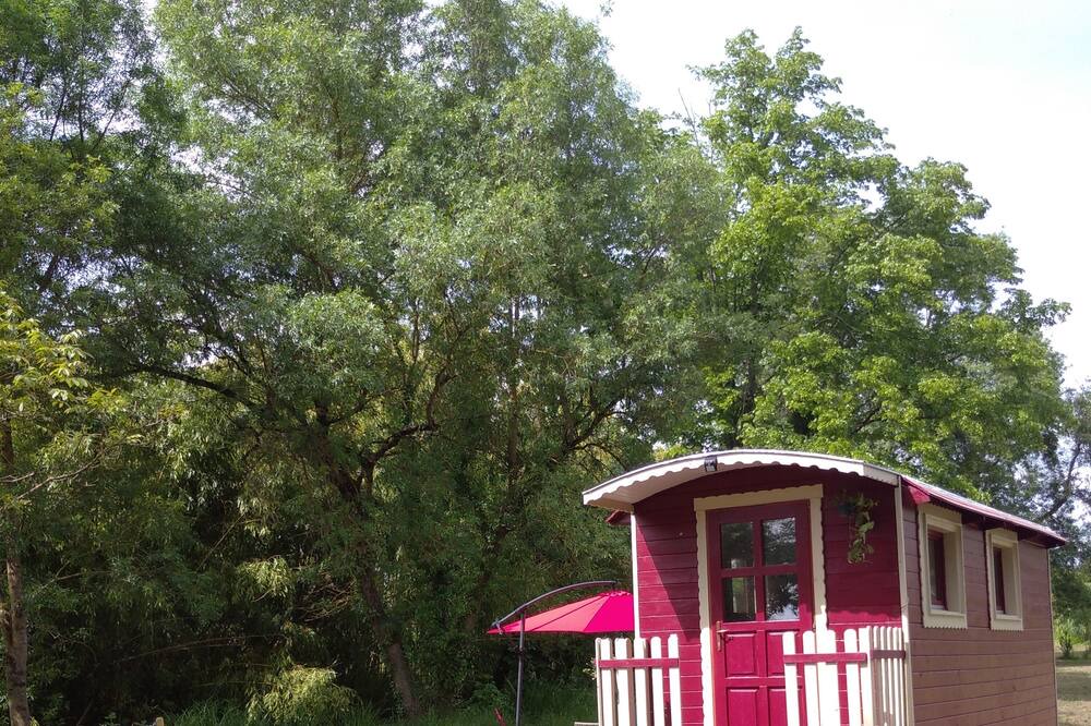 Photo of Outdoor in Le Vieil-Bauge