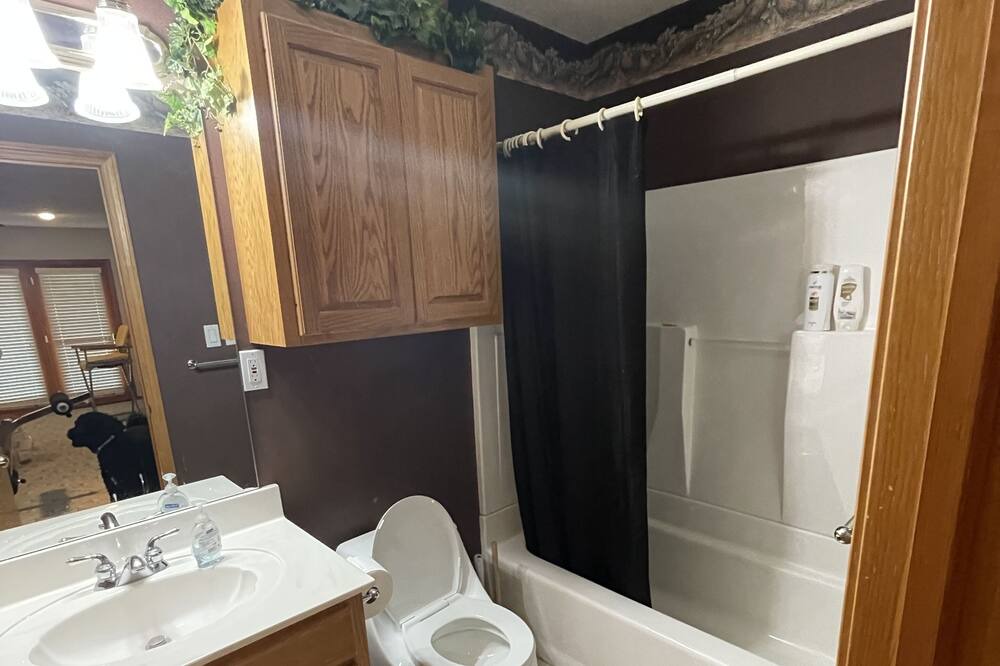 Photo of Bathroom in Grove