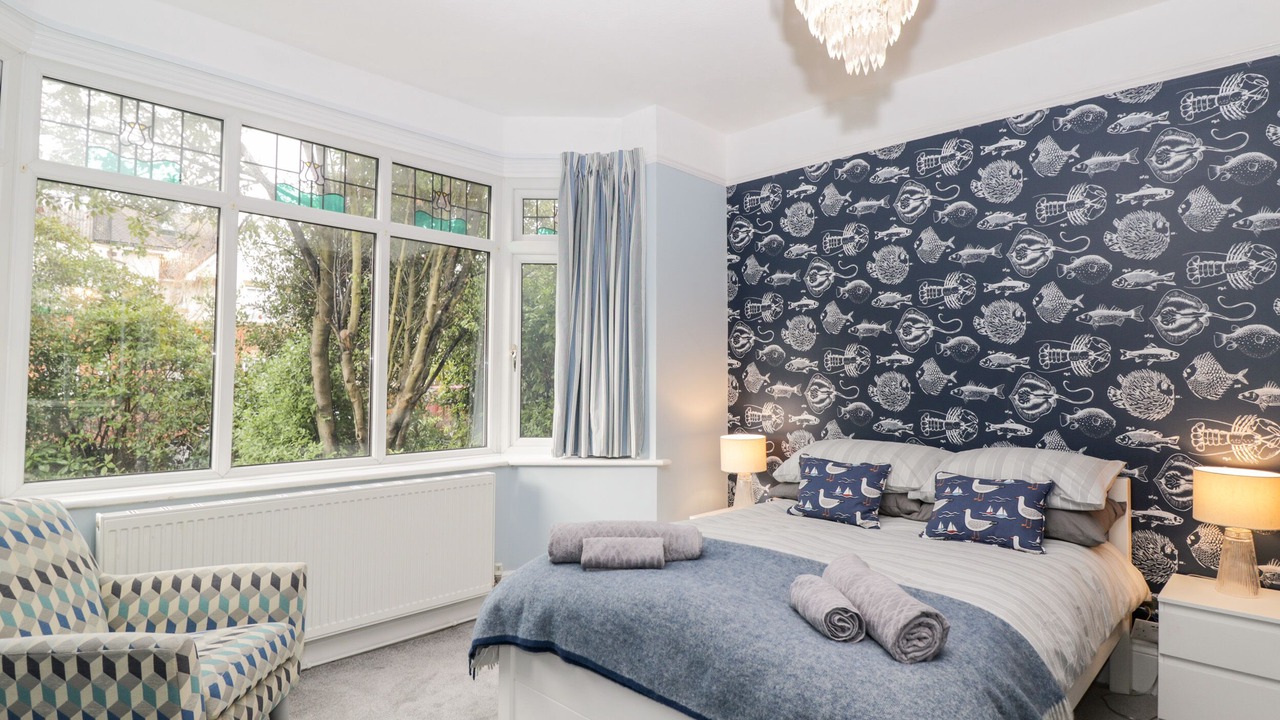 Photo of Others in Boscombe