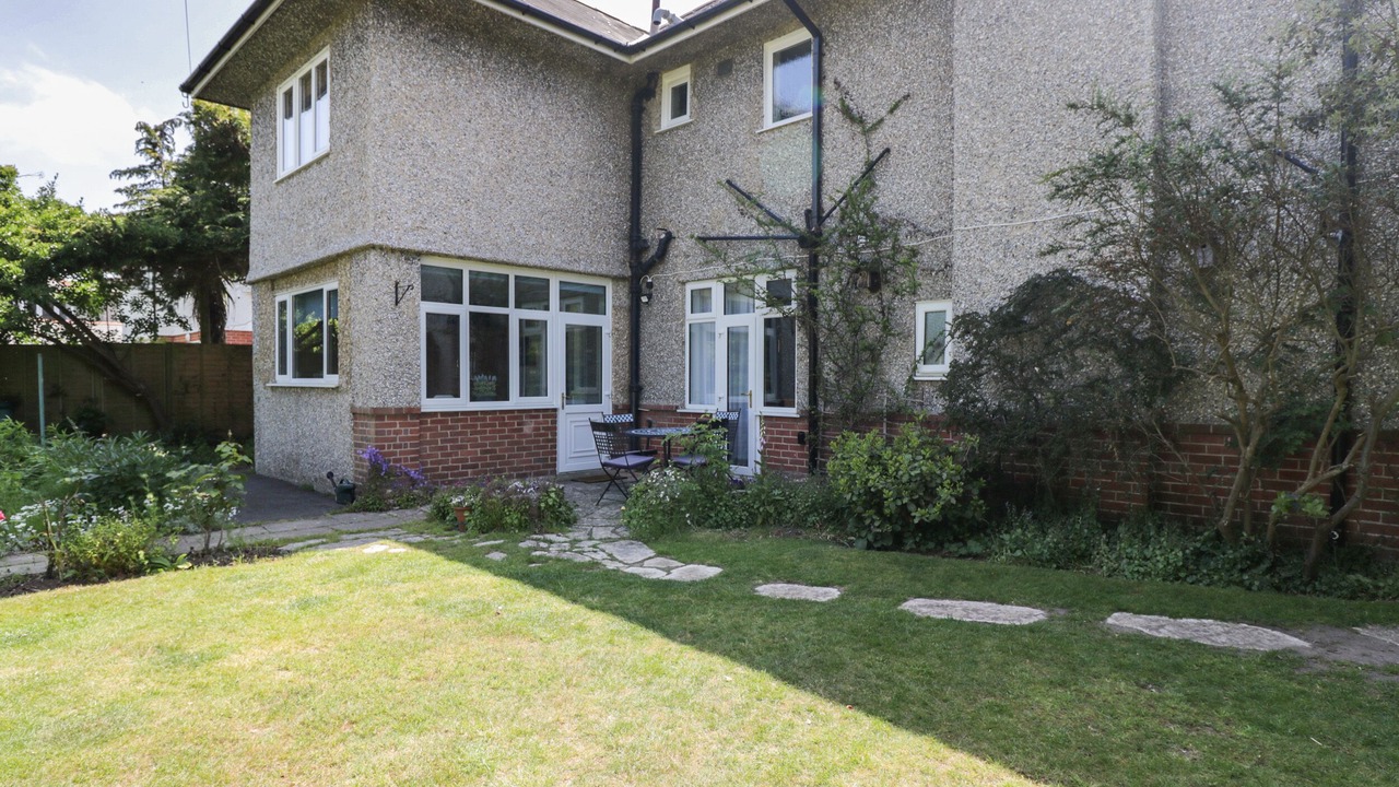 Photo of Others in Boscombe