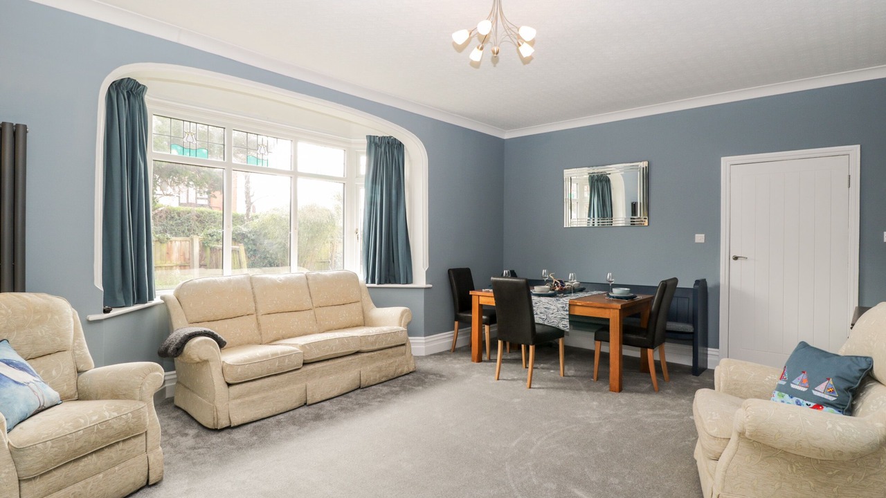 Photo of Others in Boscombe