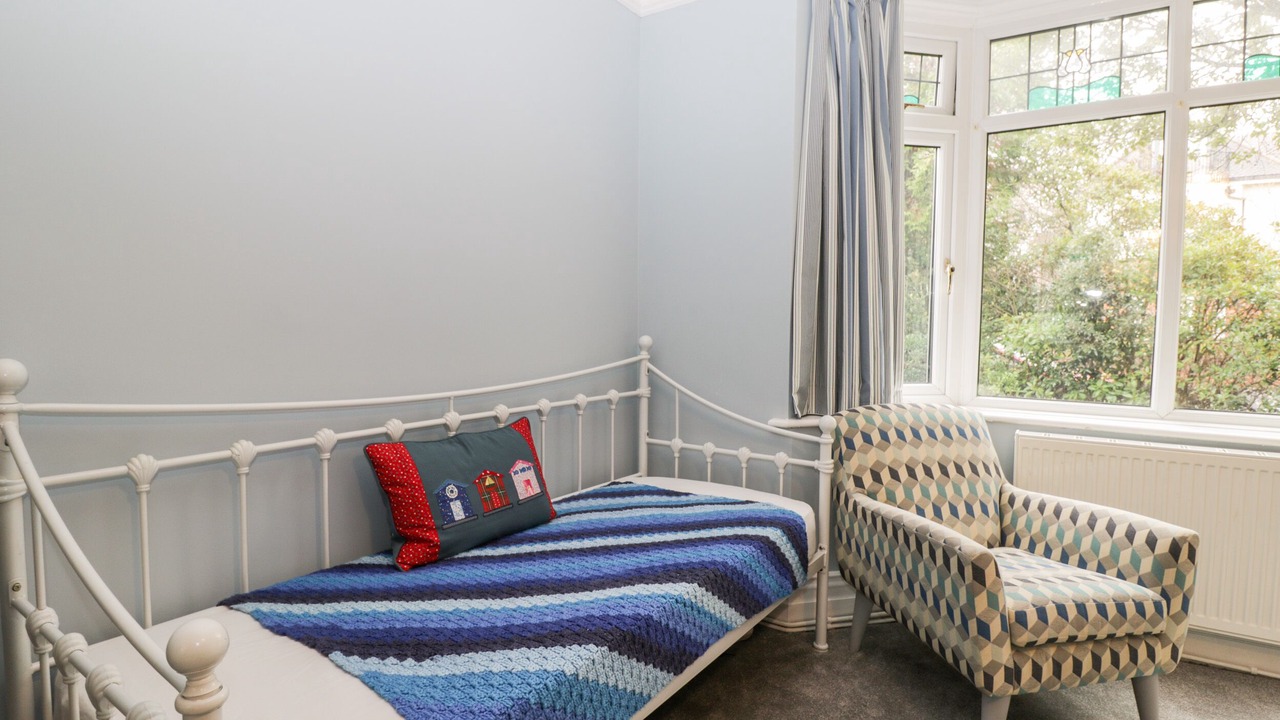 Photo of Others in Boscombe