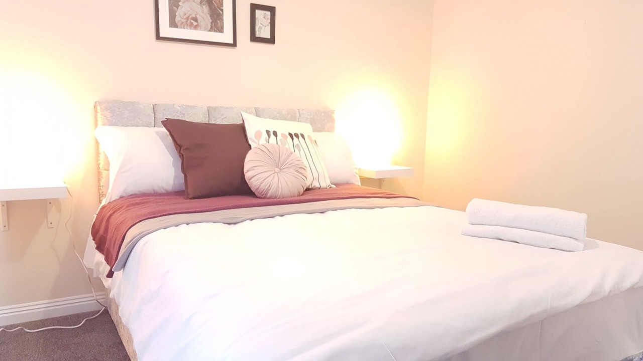 Photo of Others in Netley