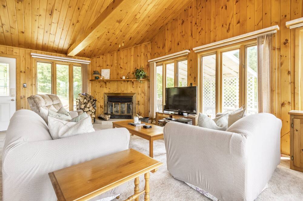Photo of Livingroom in Golden Valley