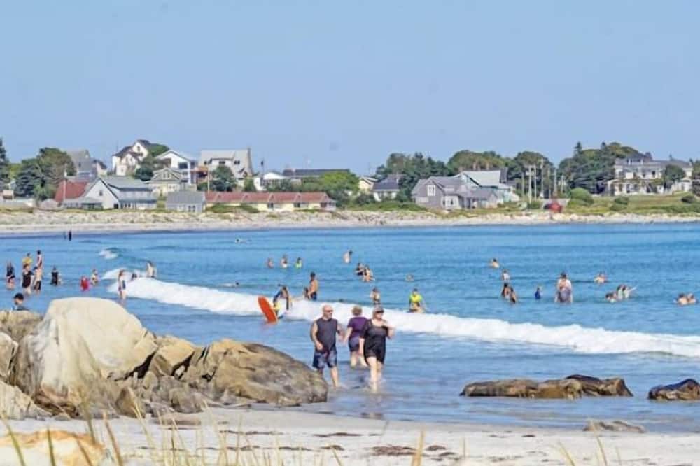 Photo of Others in Ragged Island