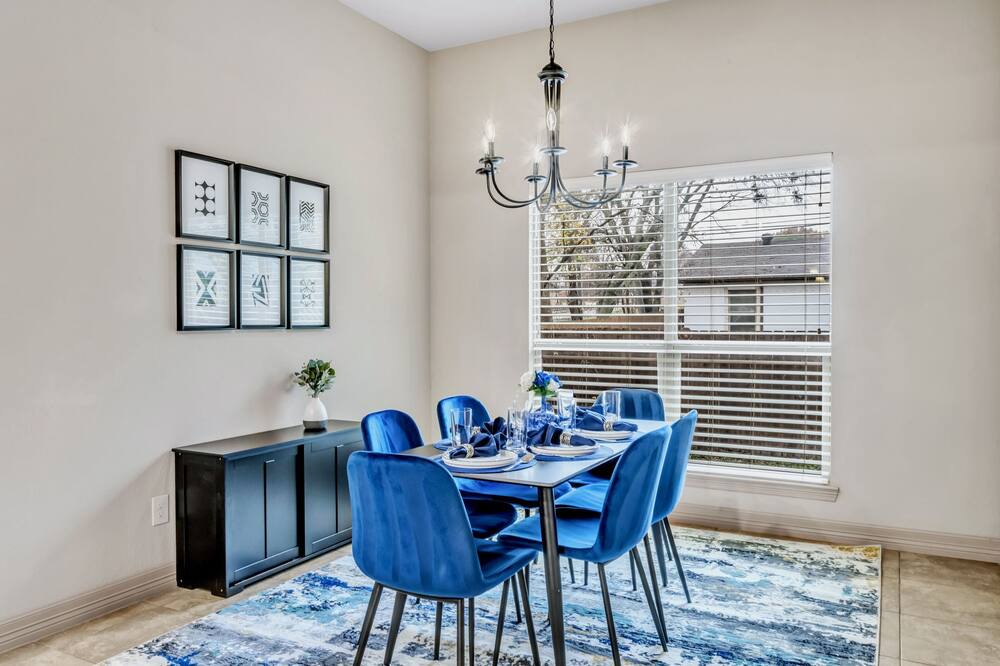 Photo of Livingroom in Rockwall