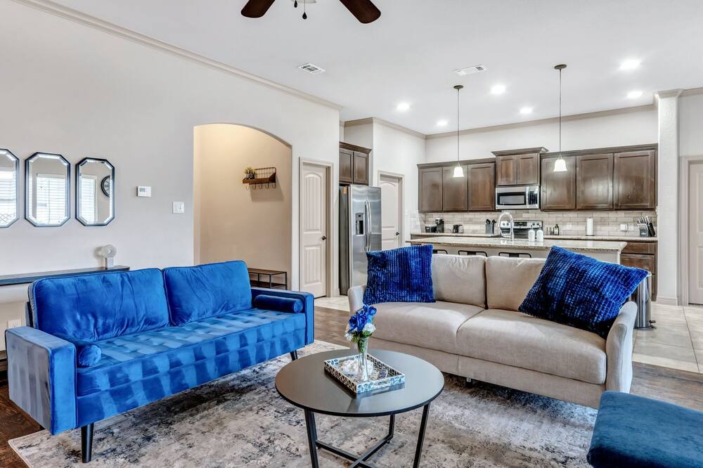 Photo of Livingroom in Rockwall