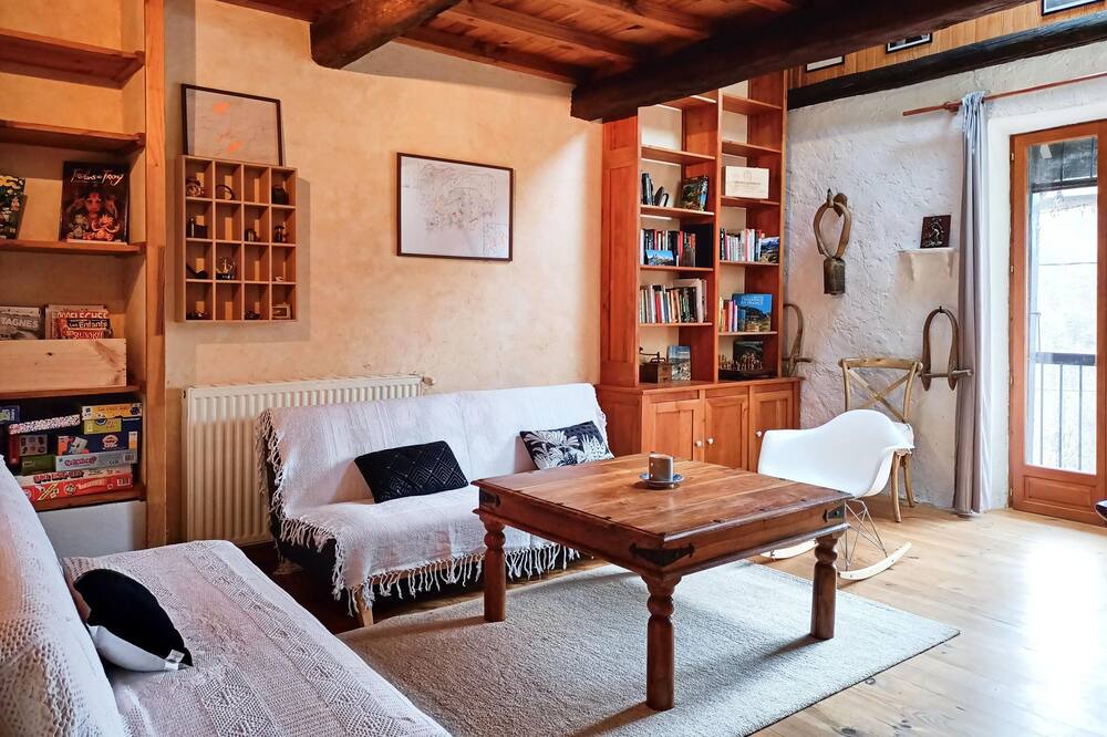 Photo of Livingroom in Massat