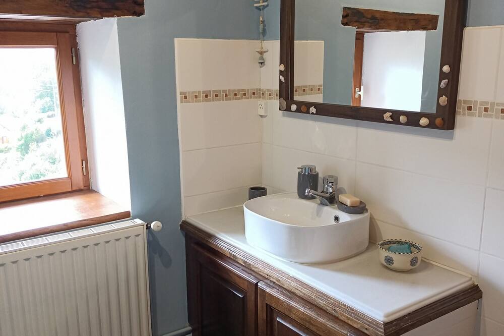 Photo of Bathroom in Massat