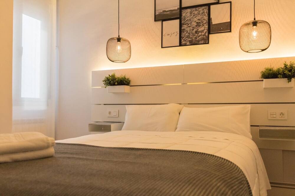 Photo of Bedroom in Logrono City Centre