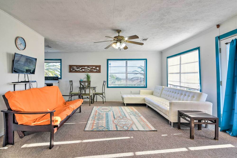 Photo of Bedroom in Galveston