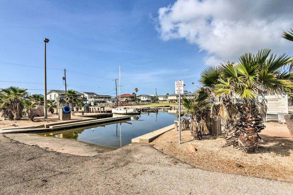 Photo of Others in Galveston