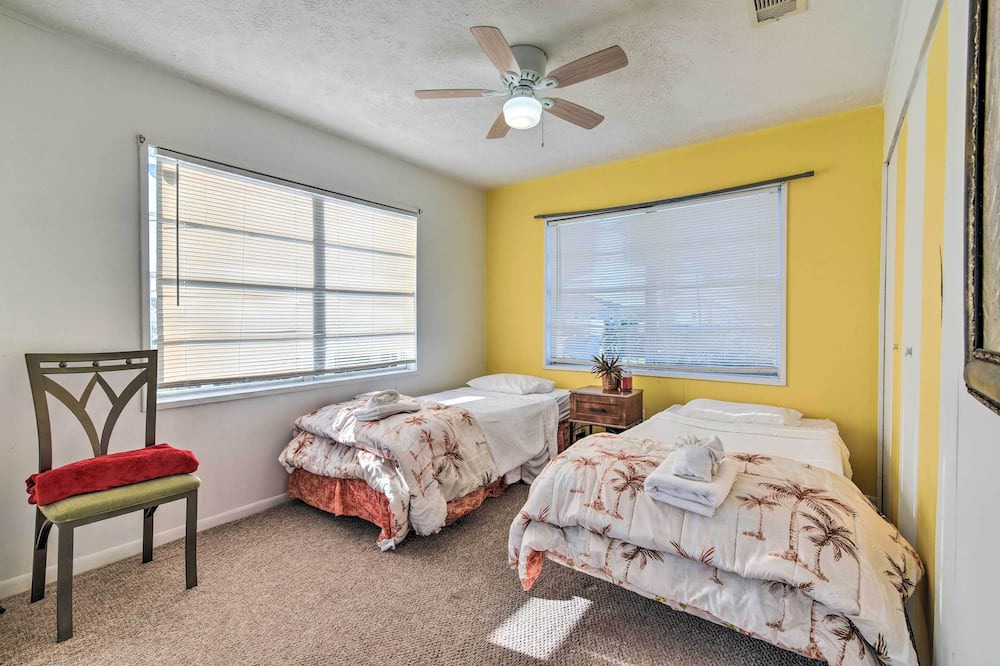 Photo of Bedroom in Galveston