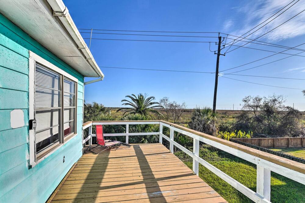 Photo of Bedroom in Galveston