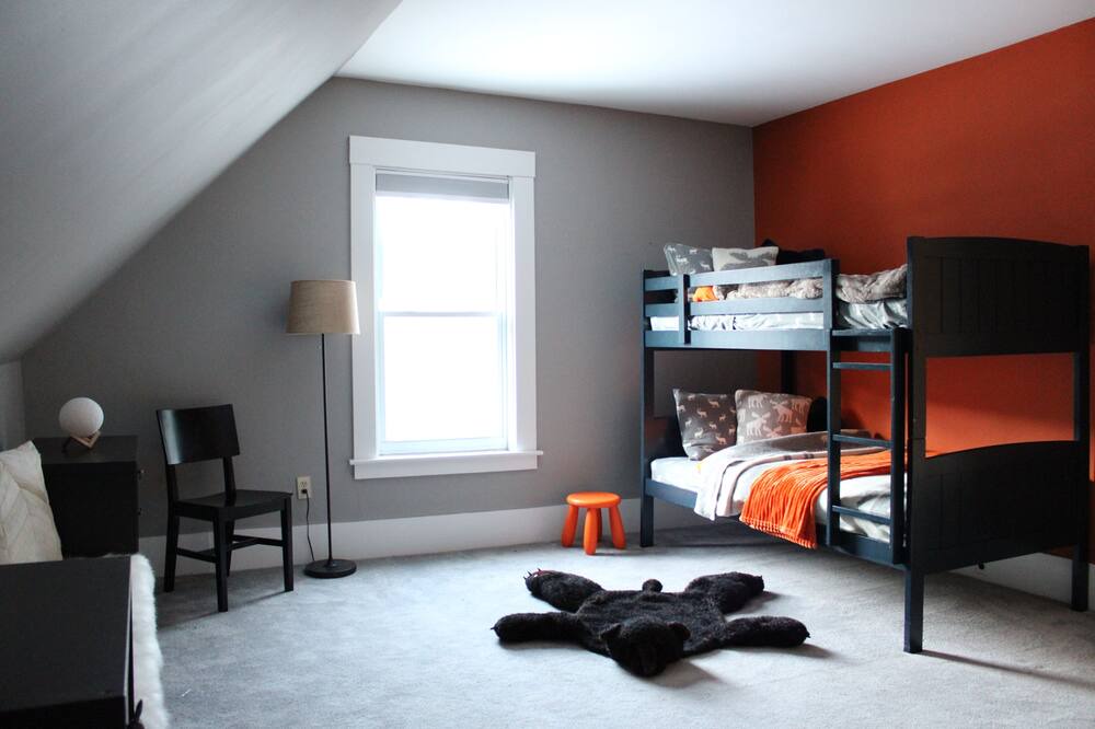 Photo of Bedroom in Bridgewater Corners