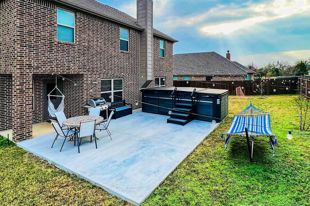 Photo of Outdoor in Ennis