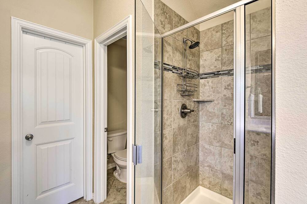 Photo of Bathroom in Ennis