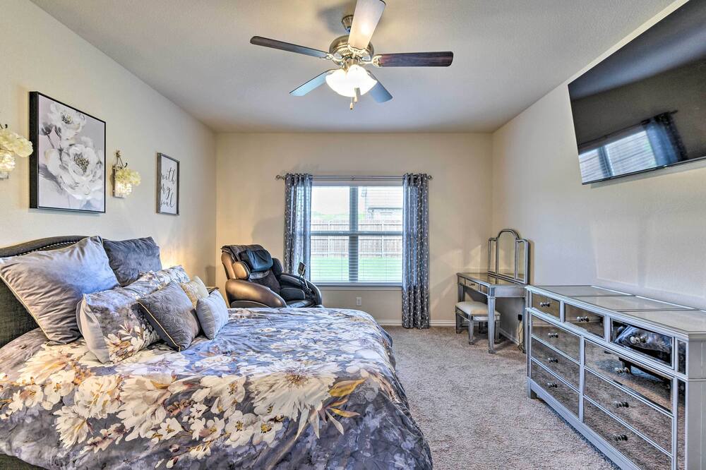 Photo of Bedroom in Ennis