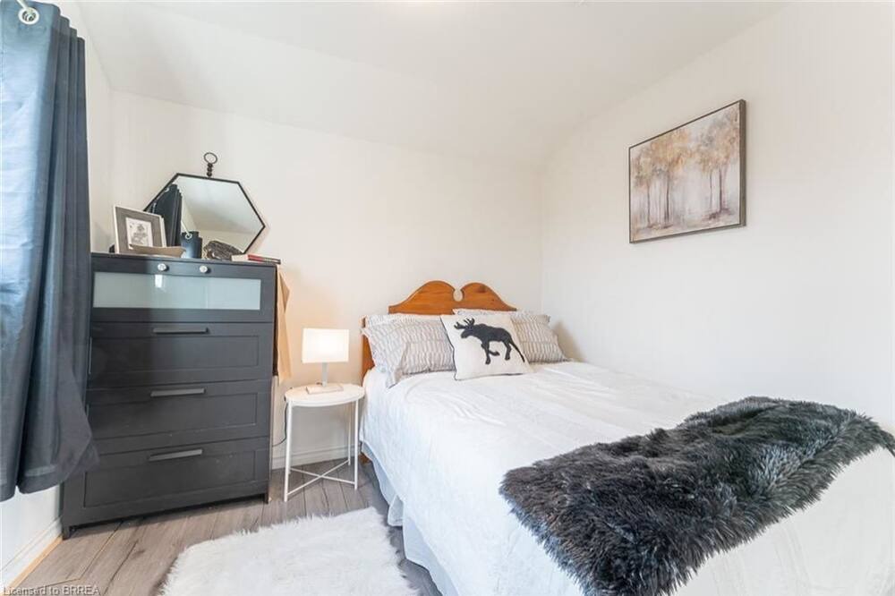 Photo of Bedroom in Clearview Township