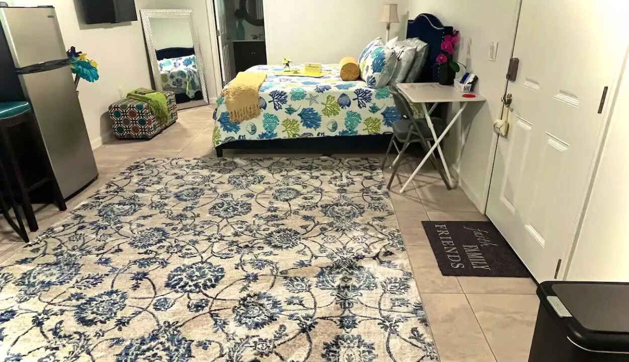 Photo of Others in Lakeside