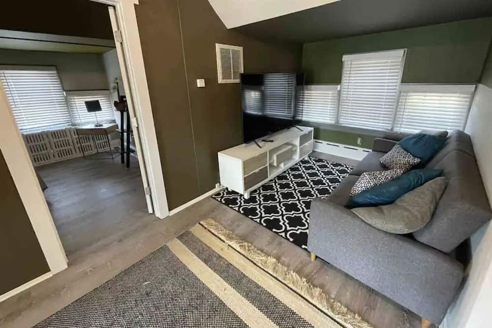 Photo of Livingroom in Audubon