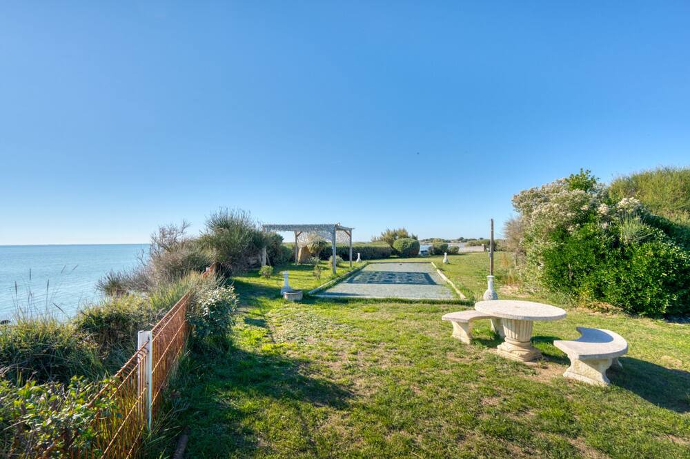 Photo of Outdoor in Angoulins