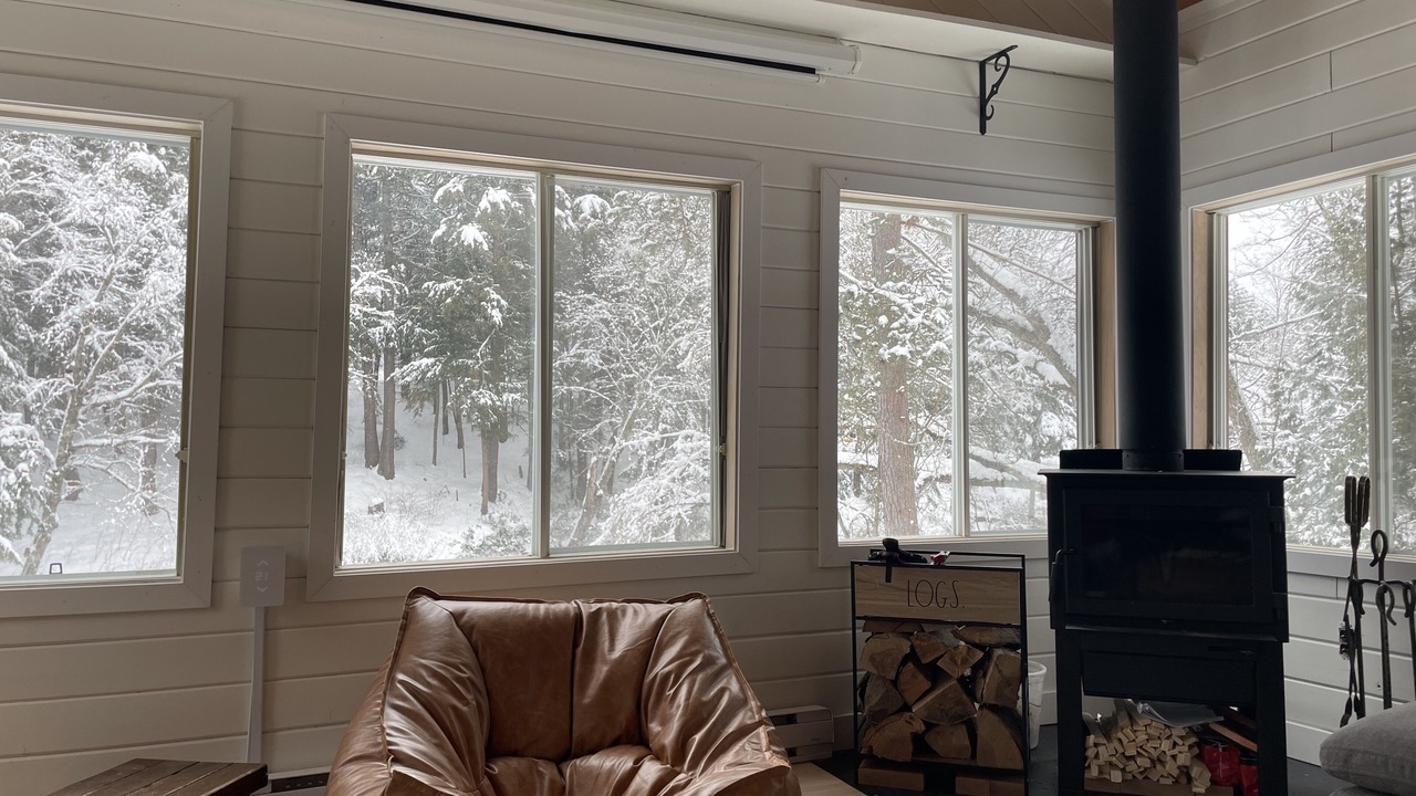 Photo of Livingroom in Irondale