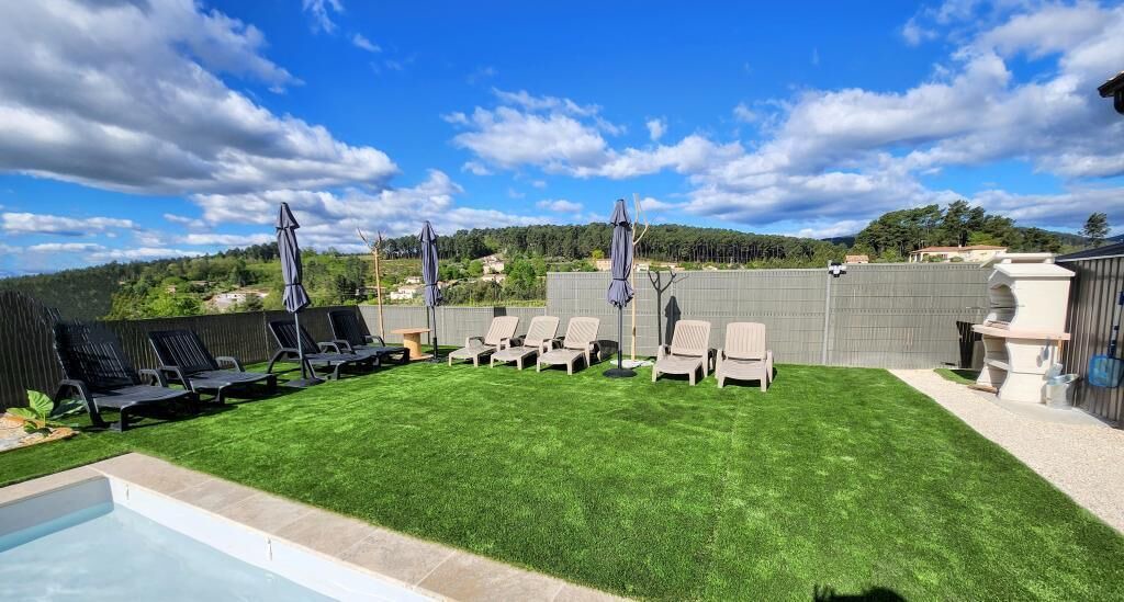 Photo of Outdoor in Joyeuse