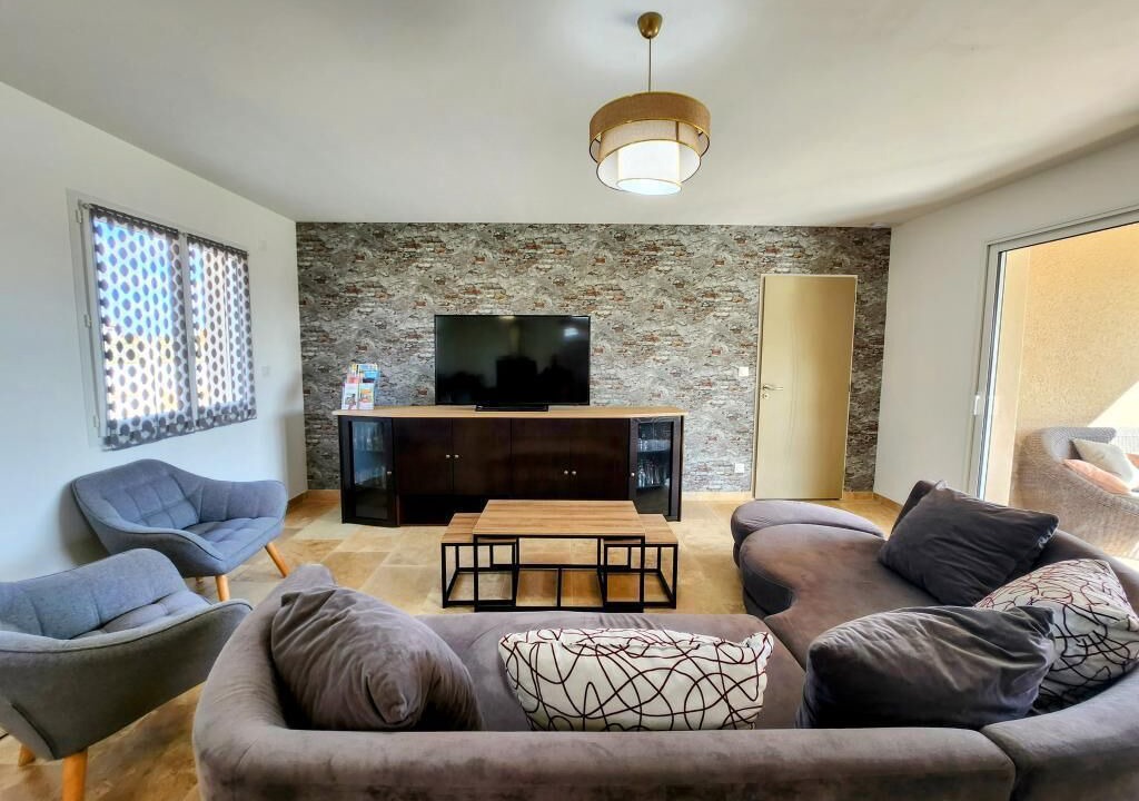 Photo of Livingroom in Joyeuse