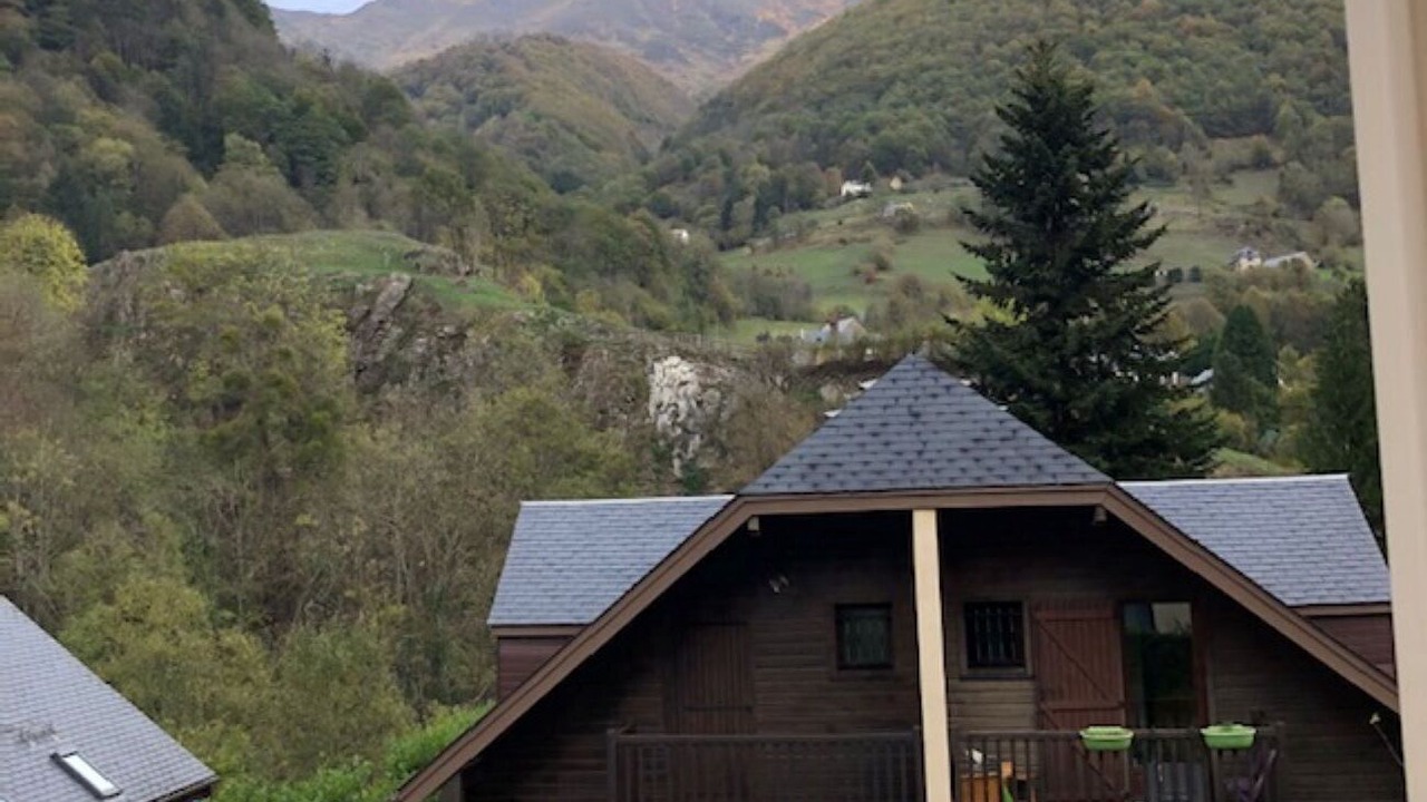 Photo of Buildings in Cauterets