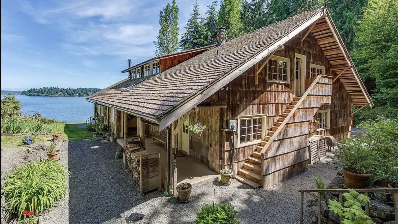 Photo of Outdoor in Rollingbay
