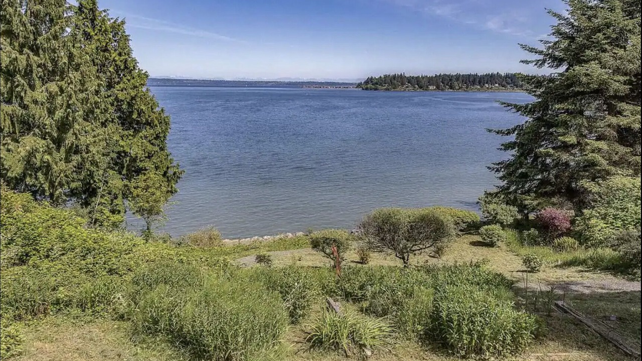 Photo of Outdoor in Rollingbay