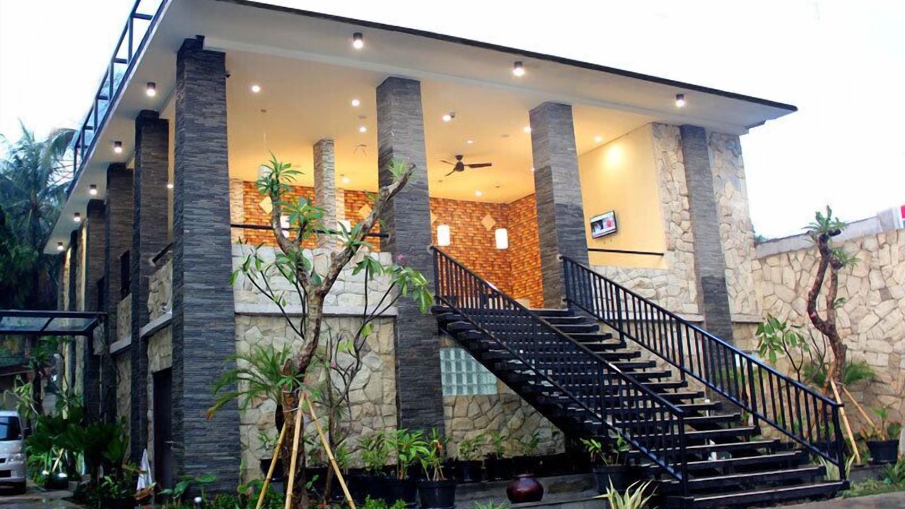 Photo of Outdoor in Carita
